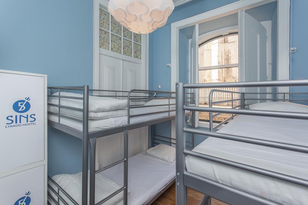 ליסבון 5 Sins Chiado Hostel חדר תמונה
