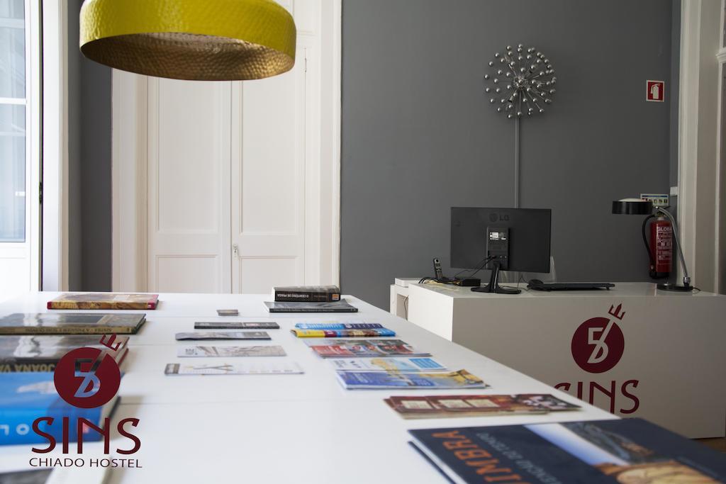 ליסבון 5 Sins Chiado Hostel מראה חיצוני תמונה