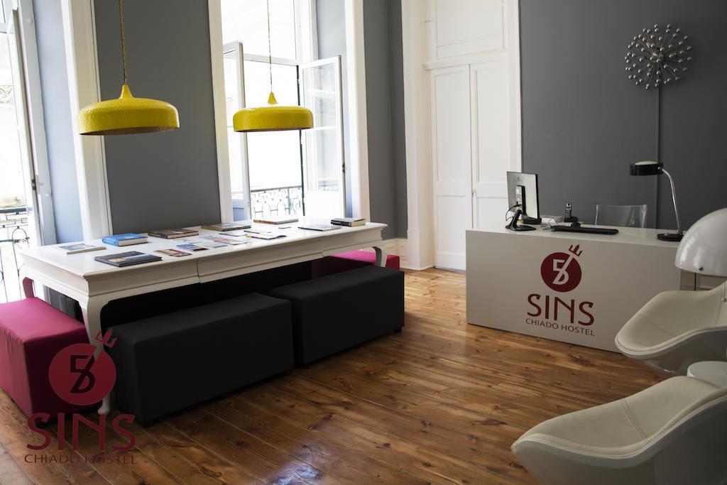 ליסבון 5 Sins Chiado Hostel מראה חיצוני תמונה